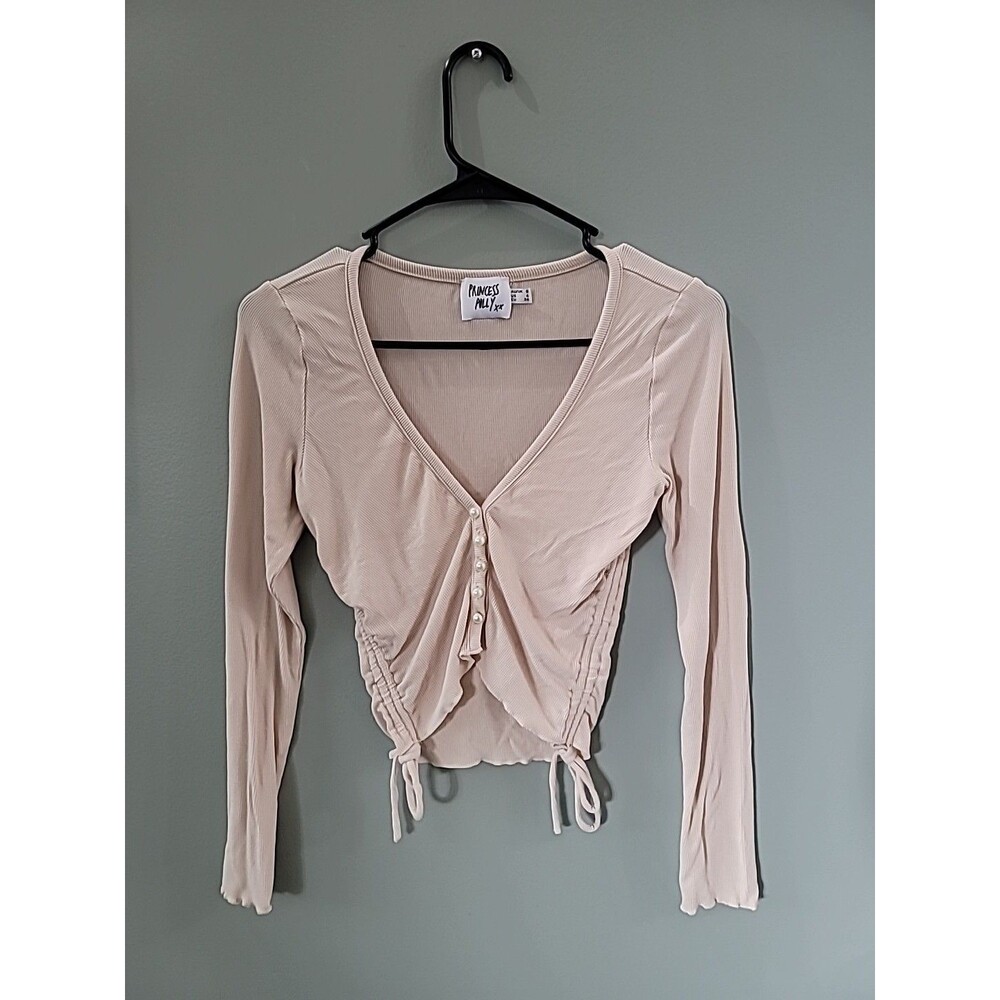 Princess Polly Size 4 Cream Colored Long Sleeve Crop Top With Pearl Buttons